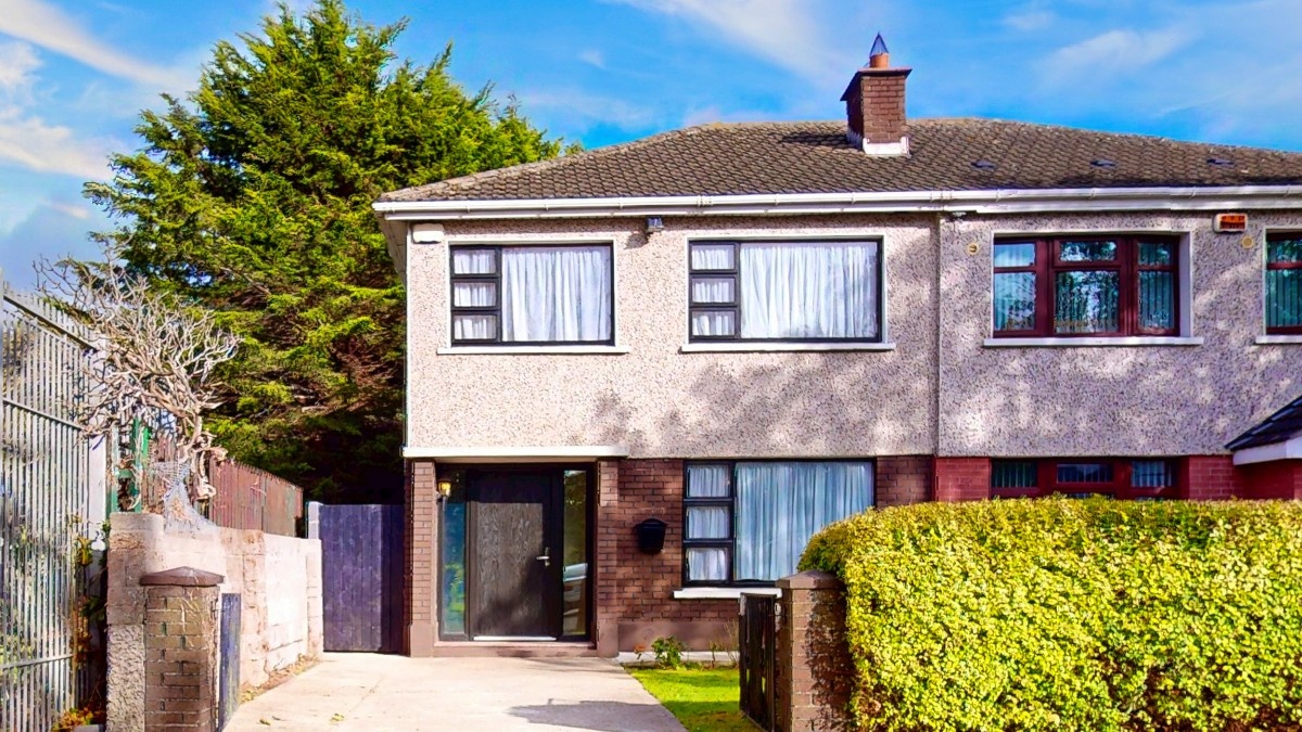 1 Ayrfield Avenue, Dublin 13