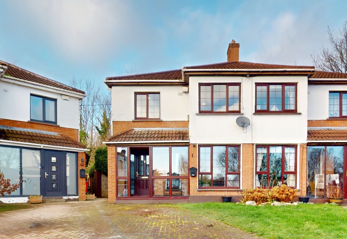18 Hermitage Valley, Lucan, Co. Dublin