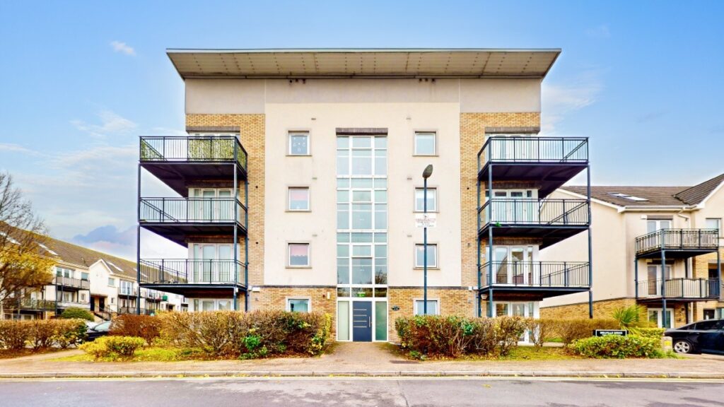 4 Melville Drive, Dublin 11