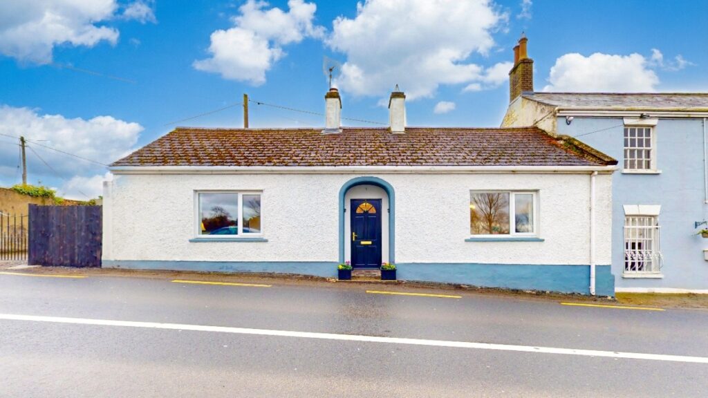 Malicks Cottage, Curragh Edge Athgarvan, Newbridge, Kildare