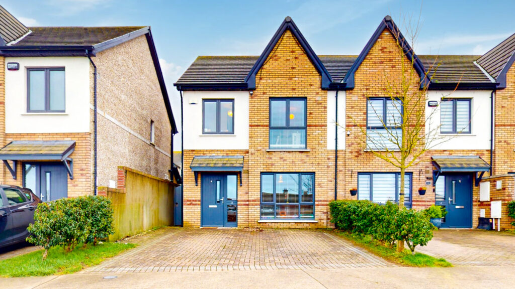 13 Elder Heath Walk Dublin 24 D24 T6YF