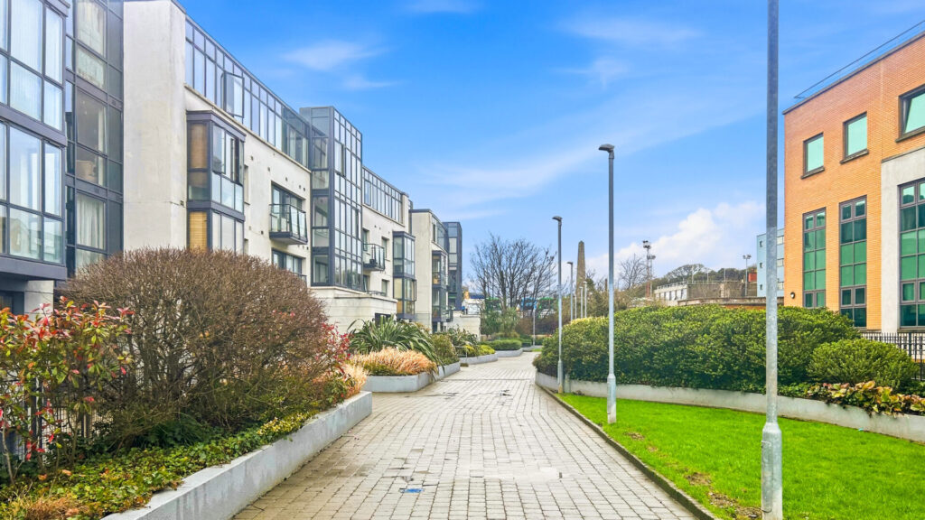 Apartment 84, Parkgate Place, Parkgate Street, Dublin 8 D08C7F2