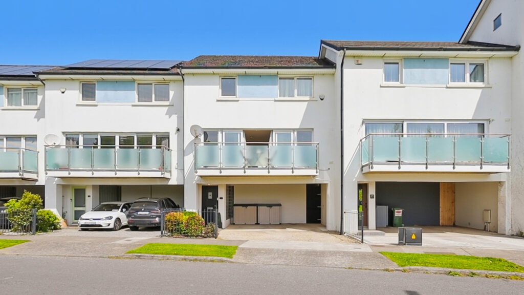 30 Delhurst Avenue Ongar Park Dublin 15 D15P9H0