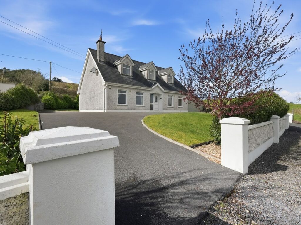 Doctors Road, Ballyhaunis, Co Mayo, F35 F768