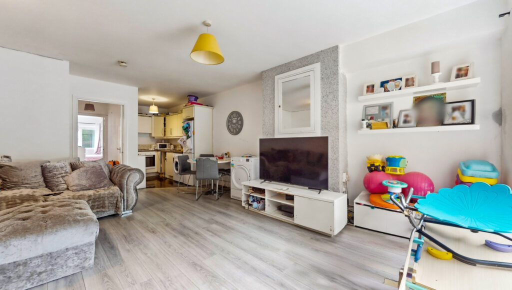 12 Hampton Wood Park, Finglas, Dublin 11