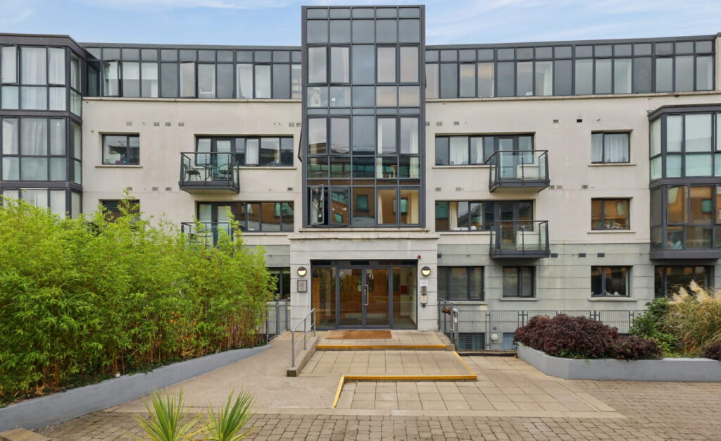 Apartment 116, Block 4, Parkgate Place, Parkgate Street Dublin 8 D08YA00